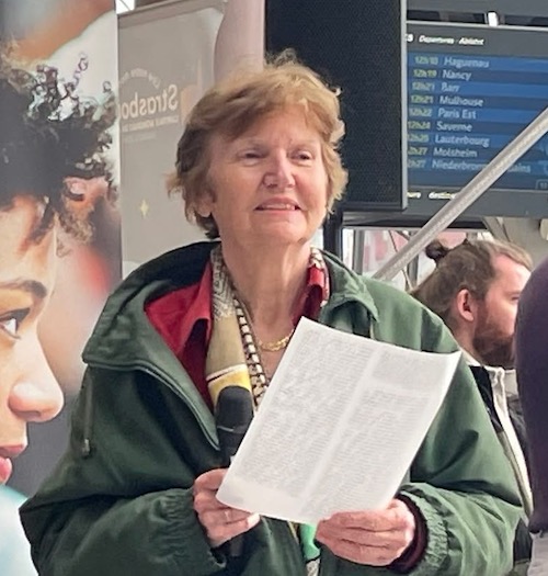 A voix haute : Échec à la reine de Dominique Gouillart 